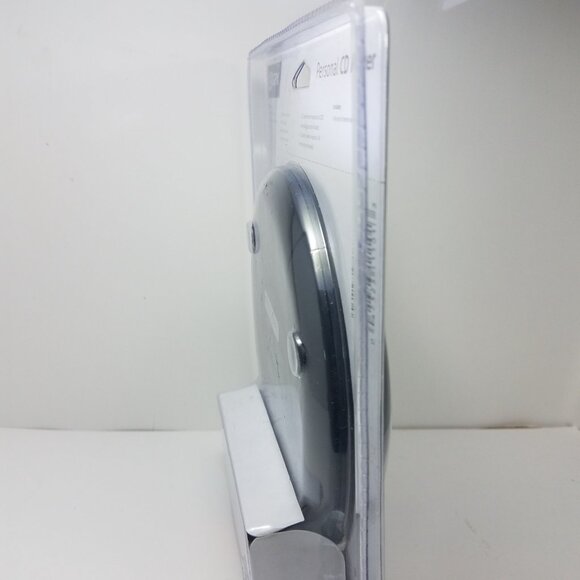 GPX PC101B Portable CD Player with Stereo Earbuds - Picture 4 of 4